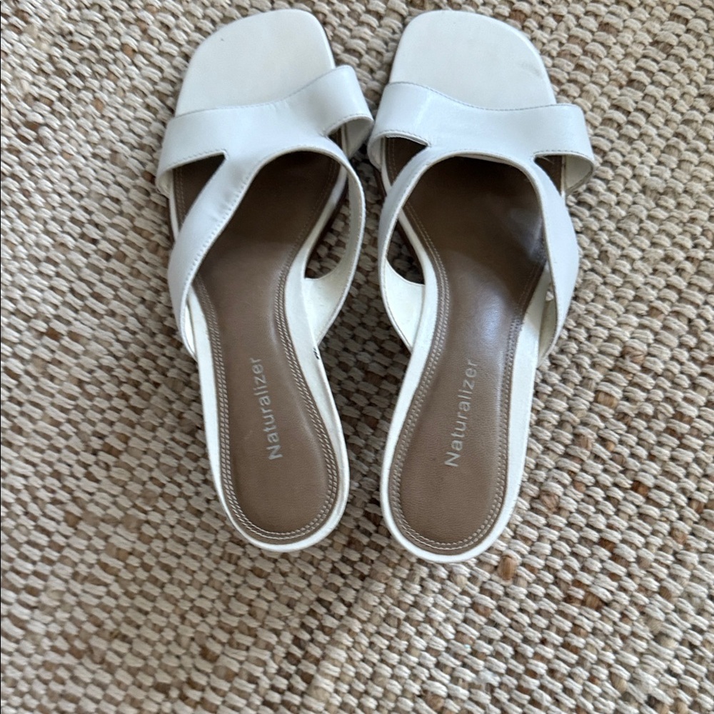 Naturalizer Elegant White Sandals for Women - Picture 3 of 4